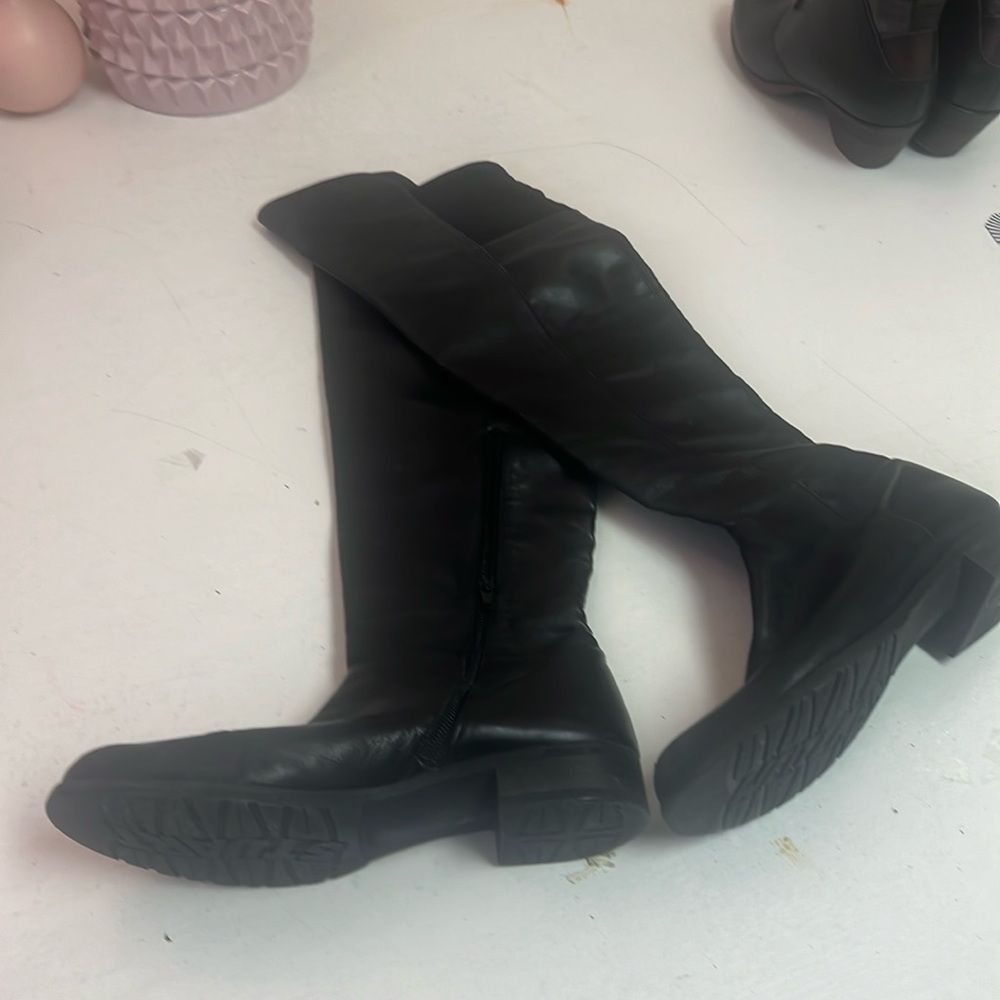 Stuart Weizmann 750 Boot